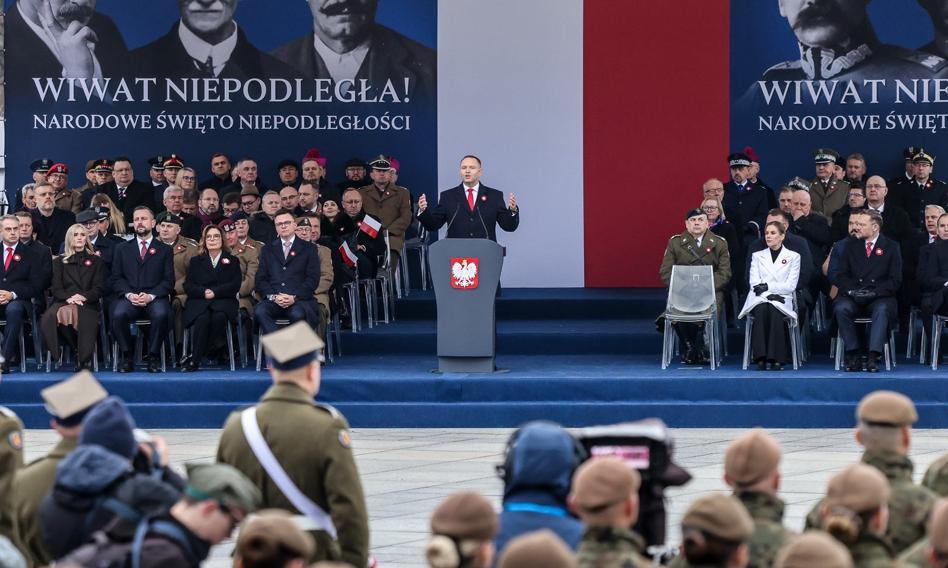 Przepychanka o ustrój Polski. Prezydent: Jeśli politycy się nie dogadają, obywatele zdecydują o ustroju w referendum