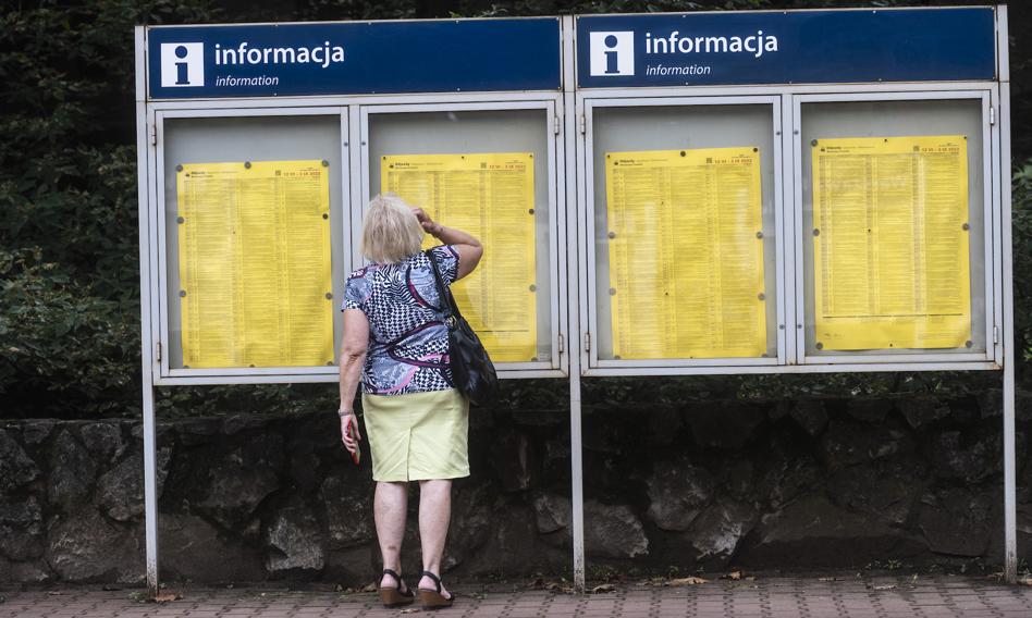 „Bez autobusu nie ma pracy”. Wykluczenie komunikacyjne hamuje rynek