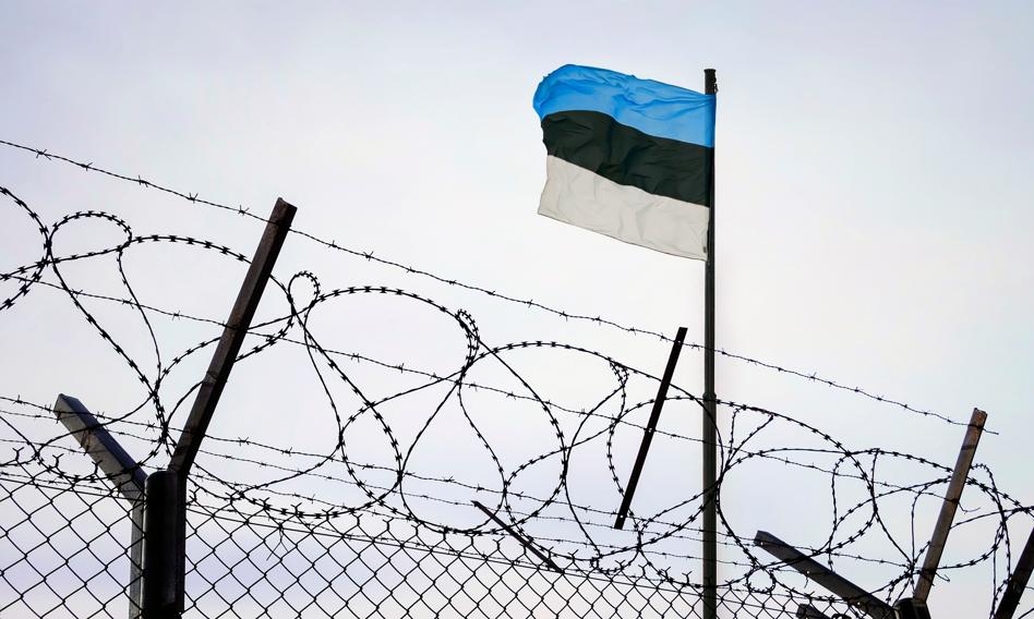 Zamknięcie granicy i zestrzeliwanie rosyjskich samolotów. Estonia debatuje nad reakcją na prowokacje