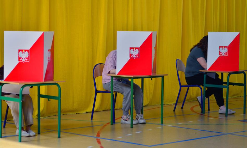 "Gdyby wybory odbyły się w najbliższą niedzielę, to wygrałaby je KO"