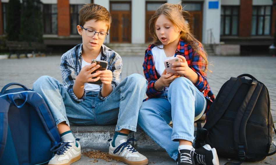 Nowy smartfon dla dziecka? Nagroda gwarantowana za zrobienie zakupów