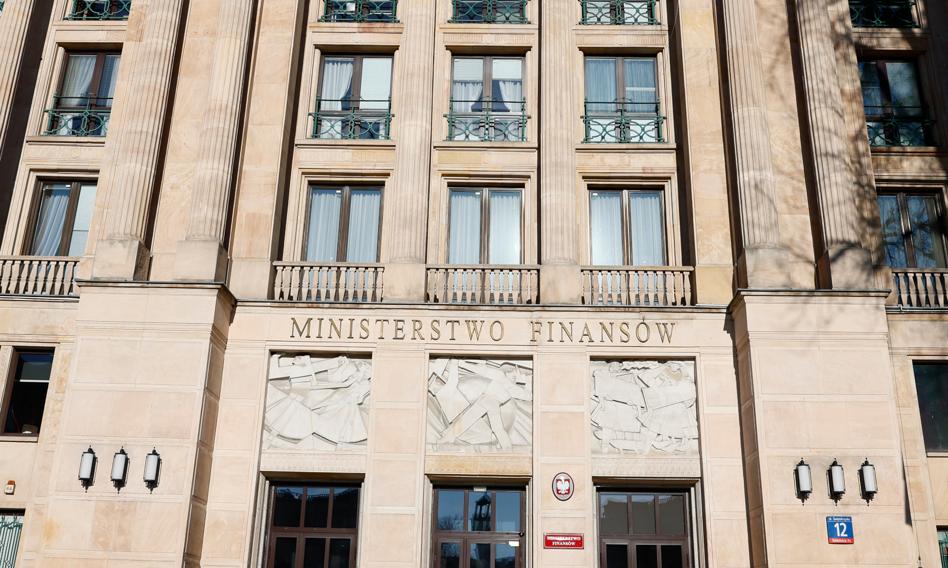 Ministerstwo finansów: Polska sprzeciwia się, aby wpływy z ETS trafiały do budżetu UE