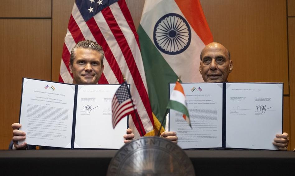 USA i Indie podpisały 10-letnią ramową umowę obronną