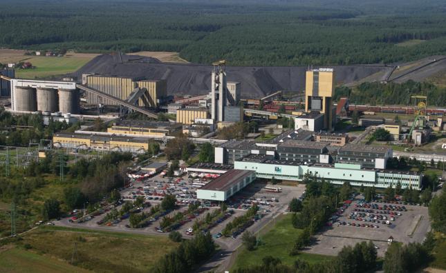 Żony górników z "Krupińskiego" pojadą z petycją do premier Szydło