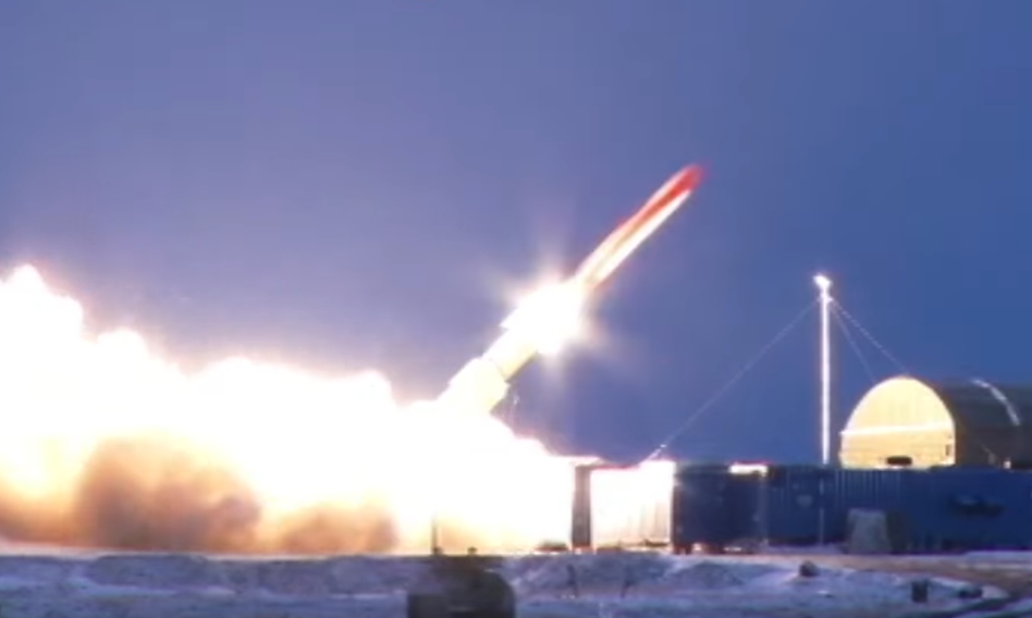 Rosjanie eksperymentują z superbronią. Norweski wywiad: Skutecznie rozwijają rakietę o napędzie jądrowym