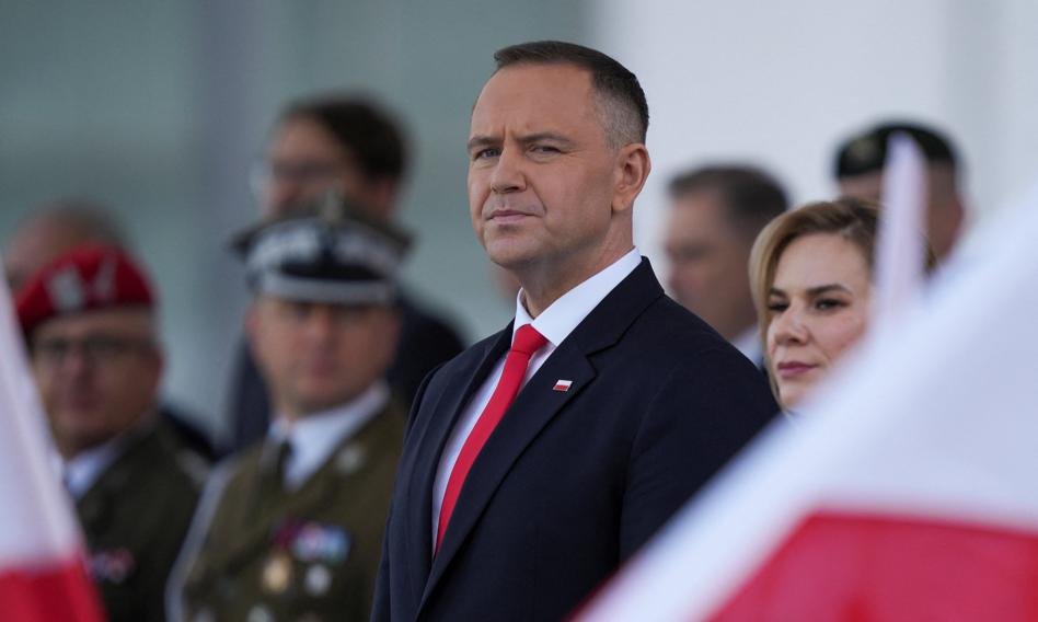 Prezydent przejął zwierzchnictwo nad armią. Nawrocki: Nawrocki: Będę aktywnym zwierzchnikiem