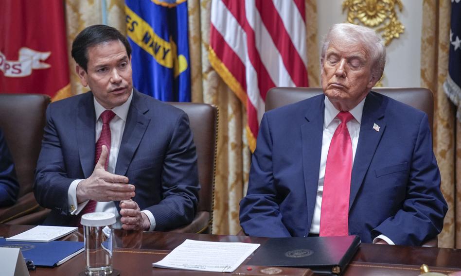 Władze Iranu najsłabsze od 1979 r.- wynika z danych wywiadu przekazanych Trumpowi