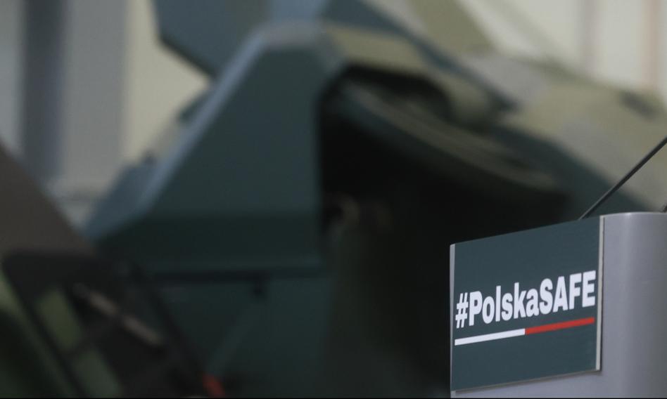 Biurokracja opóźnia unijne miliardy na obronę
