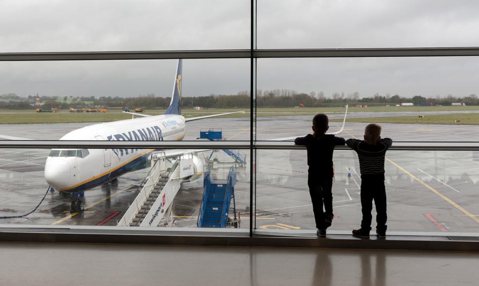 Podatek od wagi w samolotach. Pasażerowie alarmują o nowej fali restrykcji