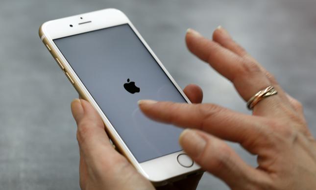Apple wprowadza wycenę w złotówkach do swoich sklepów