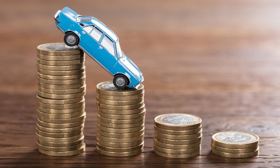 Kupiłeś nowe auto, przygotuj się na ostry zjazd ceny. Tyle tracą na wartości najpopularniejsze auta w Polsce