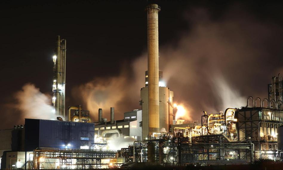 Jak Słowacja i Węgry mogłyby się odciąć od rosyjskiej ropy? Ekspert wskazuje opcje