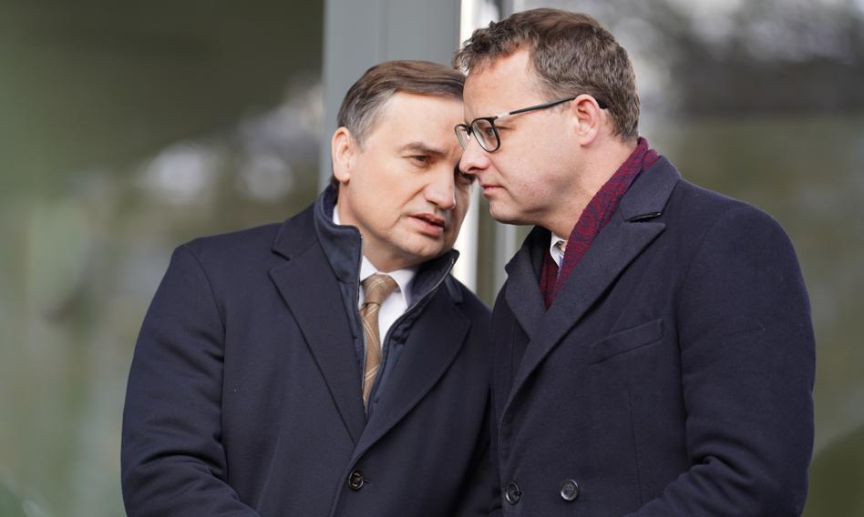 Żurek pisze do władz Węgier. Chce wydania Ziobry i Romanowskiego