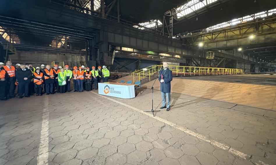 Huta Częstochowa w rękach MON. "Historyczny dzień dla Polski"