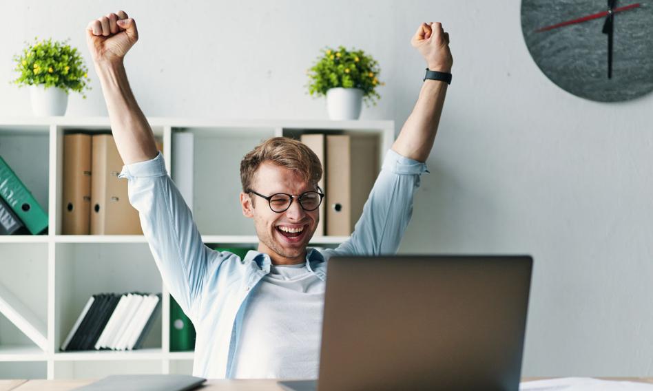 Alior Bank z dwoma asami w rękawie. 800 zł i 6% dla nowych klientów za konto osobiste