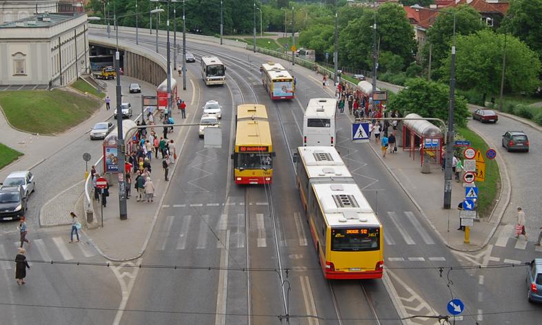 Nowe Przepisy W Warszawskiej Komunikacji Kierowca Wyprosi Za Brak