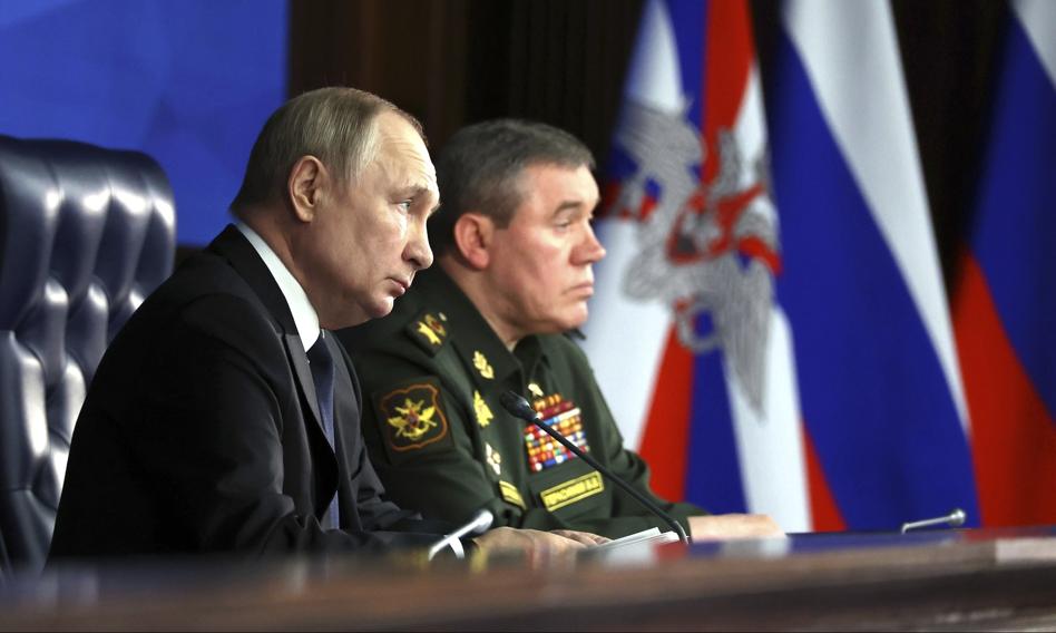 Szef sztabu rosyjskiej armii: Putin zlecił powiększenie „strefy buforowej” w Ukrainie
