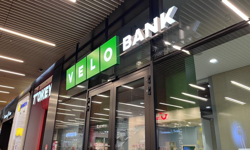 VeloBank płata figle klientom. Będą zmiany w Bliku i obsłudze kart