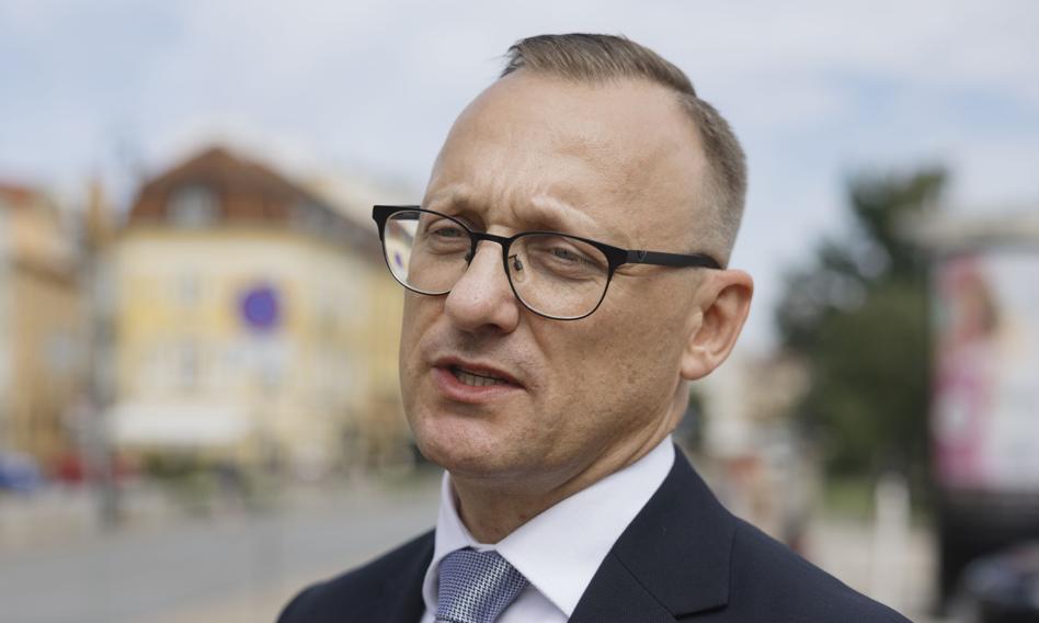 "Służby działały zbyt wolno ws. aktu dywersji na kolei". Krytyka ze strony prezydenta