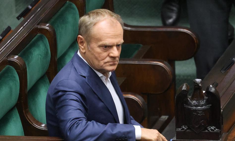 Tusk: Rozkręca się pisowska akcja „Murem za”. Niedługo zabraknie im cegieł