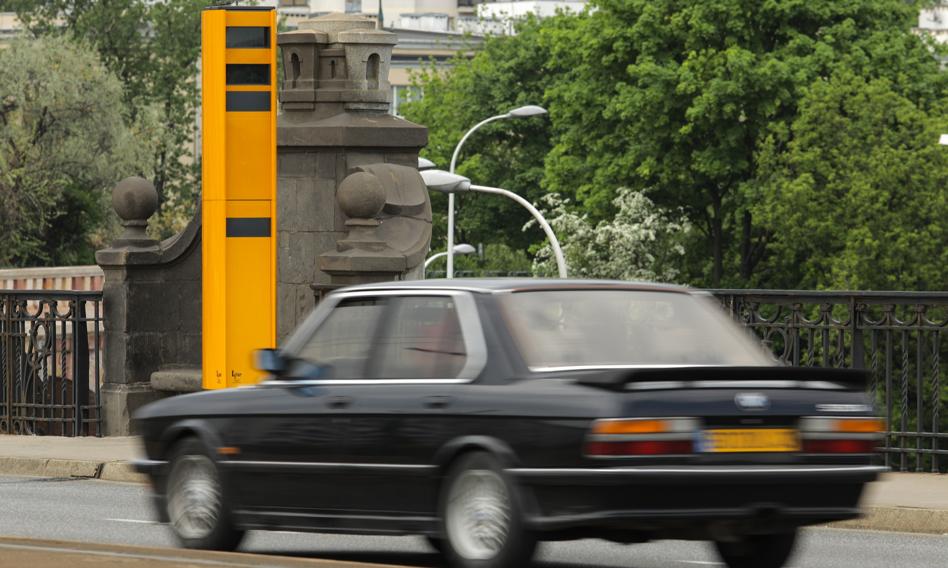 Koniec z szybką jazdą poza miastem. Jeden błąd i stracisz prawo jazdy