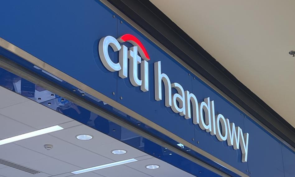 Bank Handlowy bije czarne prognozy. Mimo spadku zysku, wynik zaskoczył rynek
