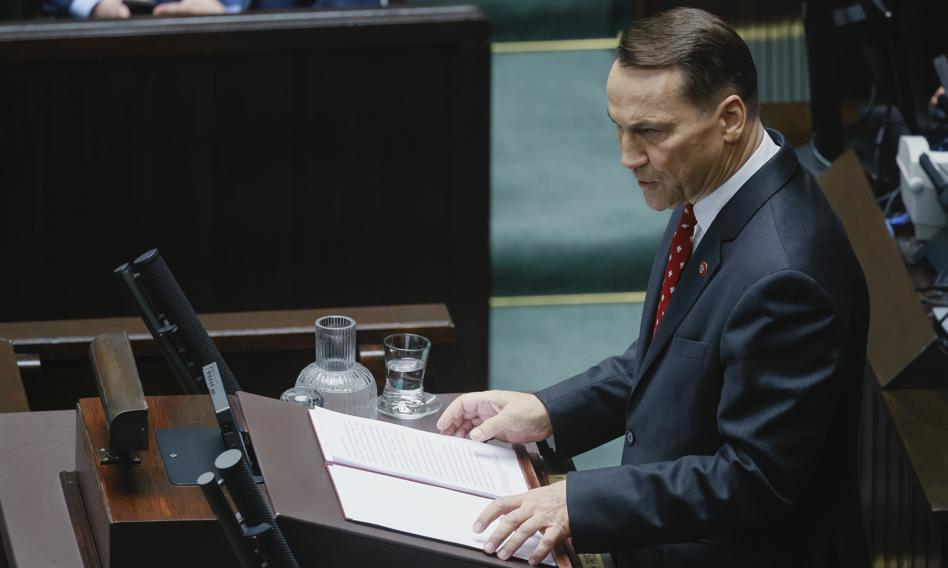 „Europa może umrzeć”. Sikorski w Sejmie ostrzega przed paraliżem wobec Rosji