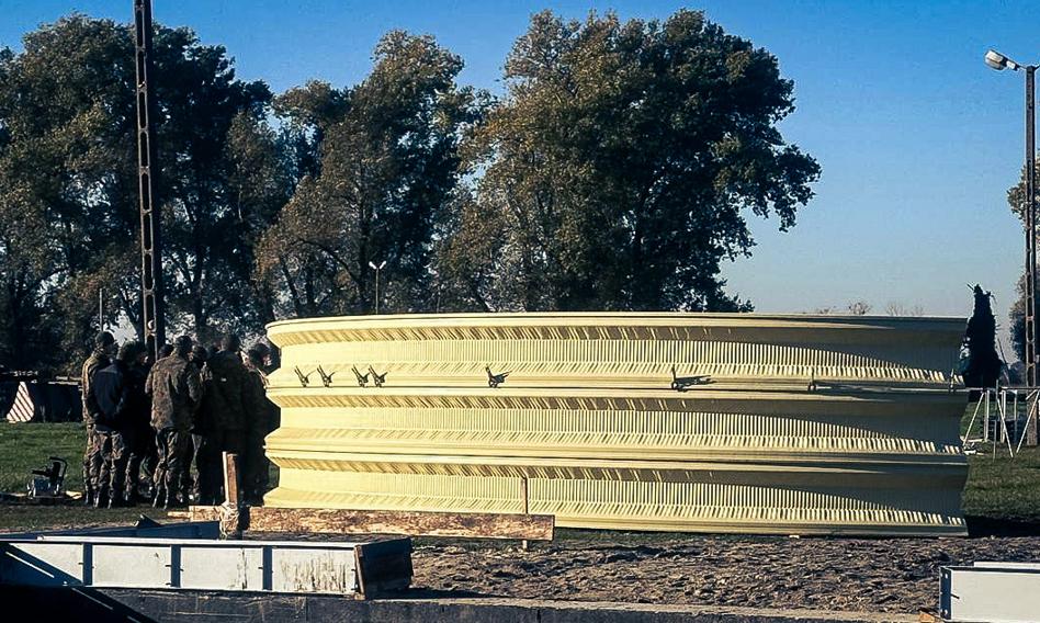 Żołnierze szkolą się z użycia systemów nazywanych „fabrykami schronów”