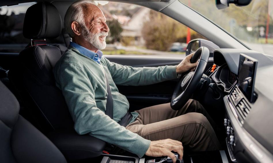 Bez zmian dla seniorów za kółkiem. Brak przełomu ws badań lekarskich