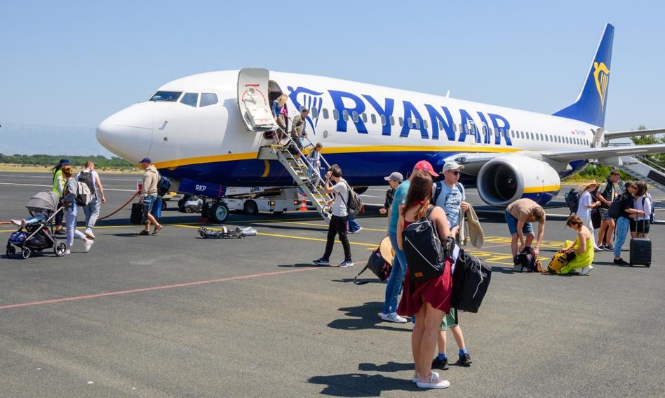 Ryanair wpuszcza już z większym bagażem. Podróżni zyskali 5 cm