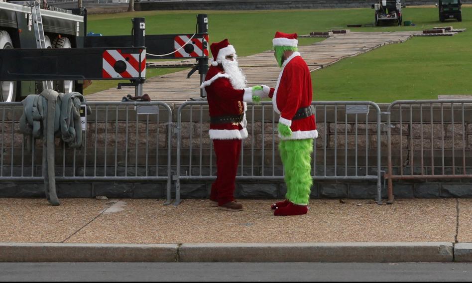 Rózgi na GPW rozdane. Prezenty dla budowlanej gwiazdki i miedziowego giganta