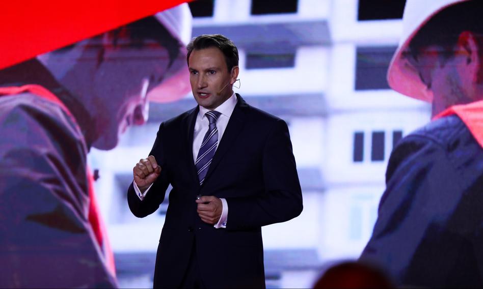 Podatek katastralny? Wiceminister z Lewicy odpowiada Zanbergowi, co jest przeszkodą do jego wprowadzenia