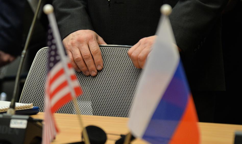 Trójstronne negocjacje przerwane po dwóch godzinach. Rosja zapowiada kolejne spotkania z Ukrainą i USA