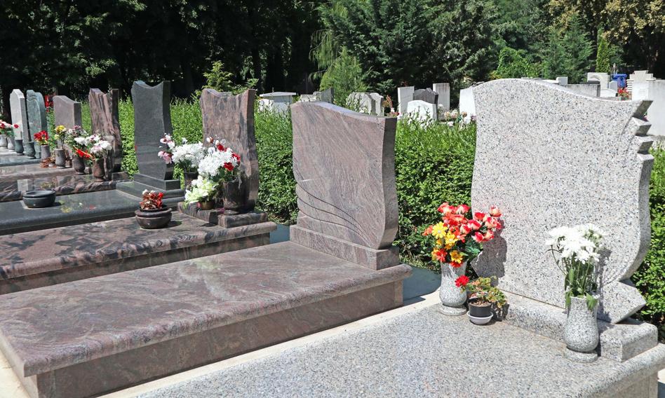 Droga pamięć o bliskich. Czy nagrobek da się ubezpieczyć?