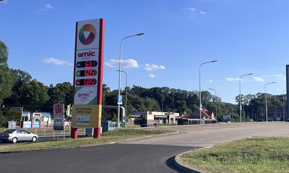 Ceny paliw drgnęły w dół. Diesel powinien spaść poniżej 6 zł/l