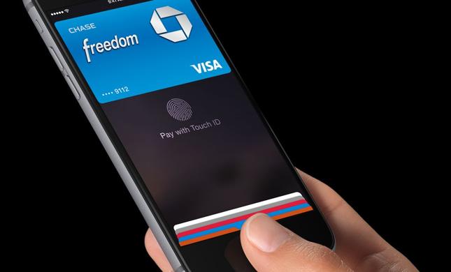 Apple Pay trafi do bankomatów