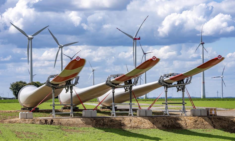 Gigant OZE zwolni 400 pracowników. Automatyzacja zamiast etatów