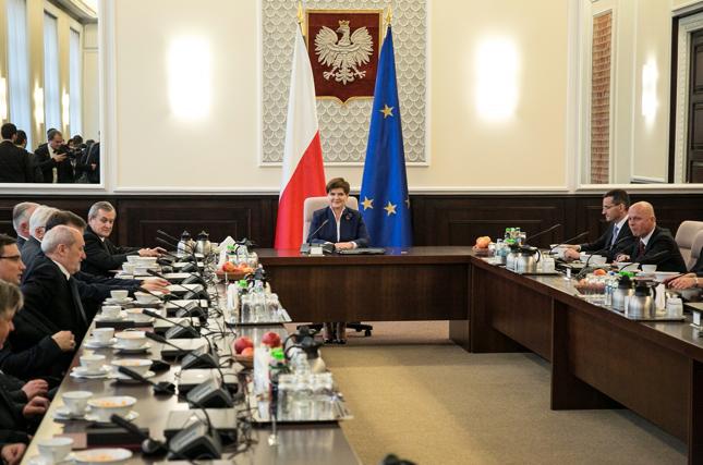 Lista decyzji nowego rządu jest dłuższa niż może się wydawać