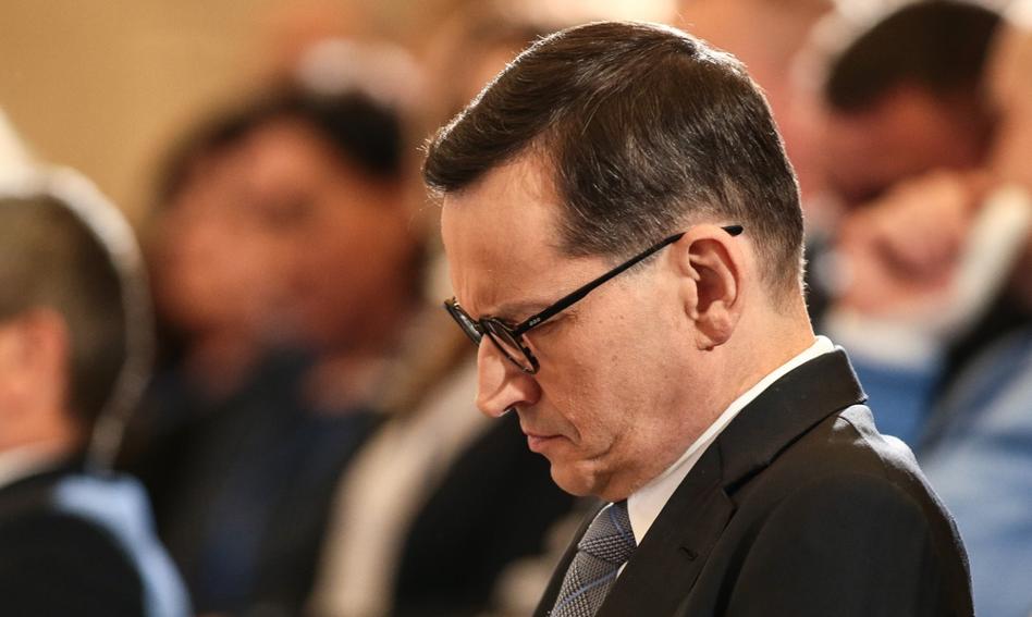 Sprawa działek rolnych Morawieckiego ponownie w rękach prokuratury