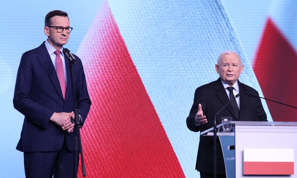 Wspólna konferencja Kaczyńskiego z Morawieckim. "7 godzinna rozmowa przyniosła kompromis"