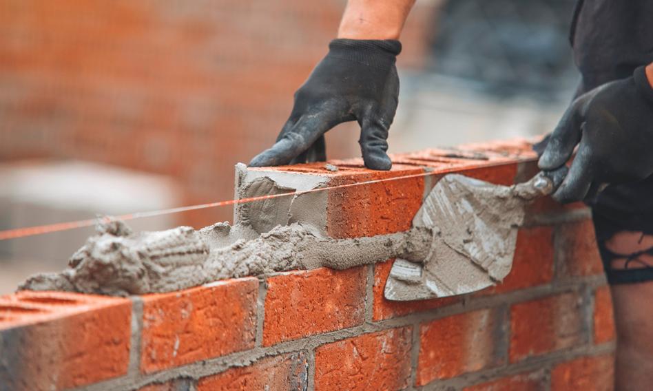 Budowlanka jedną z najbardziej zadłużonych branż w gospodarce