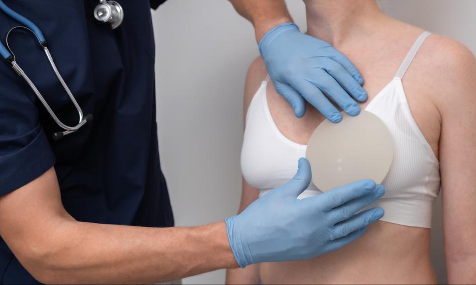 Nowy biust za 30 tys. zł, a zgrabny nos za 20 tys. zł. Polacy wydają miliony, żeby wyglądać lepiej