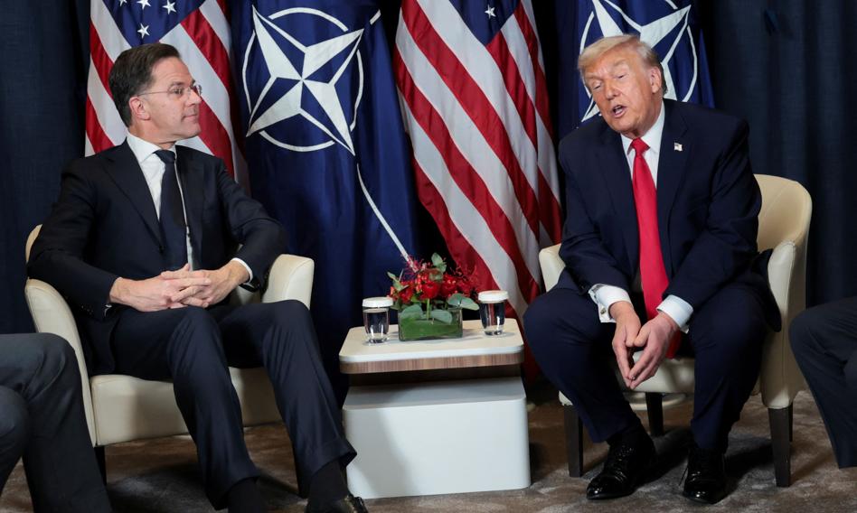 Trump spotkał się z szefem NATO. Rozważa przeniesienie wojsk USA na wschód Europy