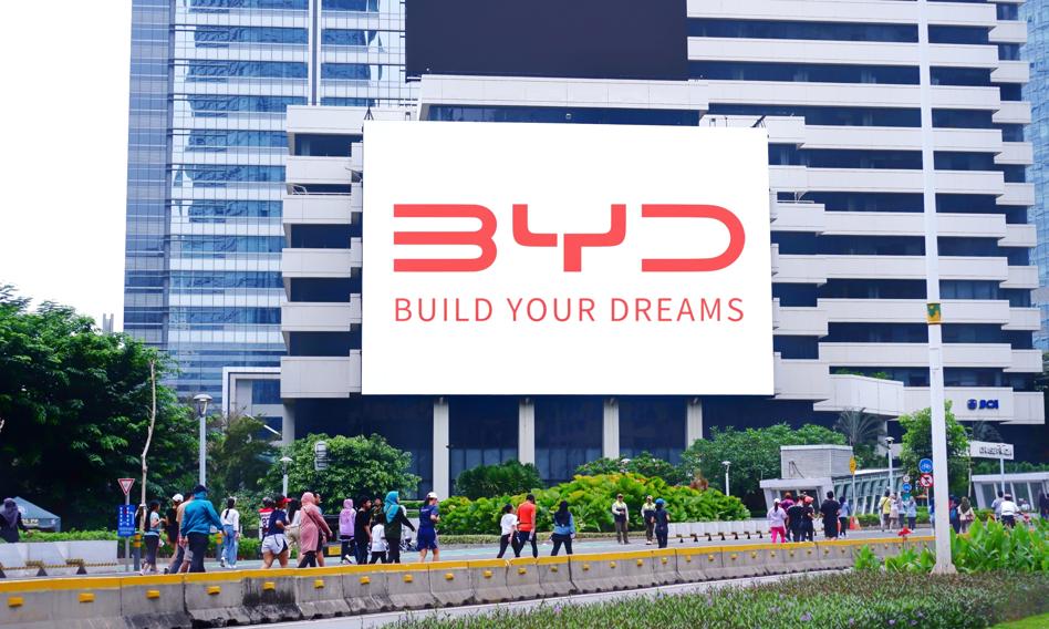 Chińczycy zbudują w Brazylii fabrykę elektryków. "Będziemy umacniali nasze stosunki"