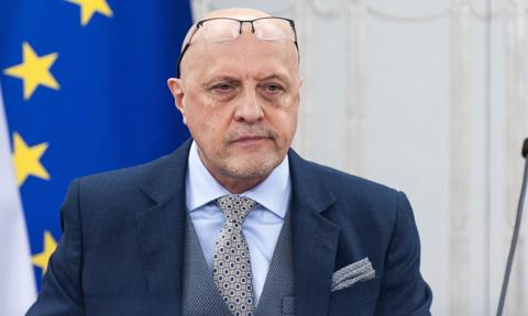 Już ponad 100 tys. zł „na głowę”, ale głów o milion mniej. GUS przedstawił dane o Polsce