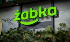 Ponad 8,4 mld zł przychodów w trzy miesiące. Żabka rośnie szybciej, niż zakładał rynek