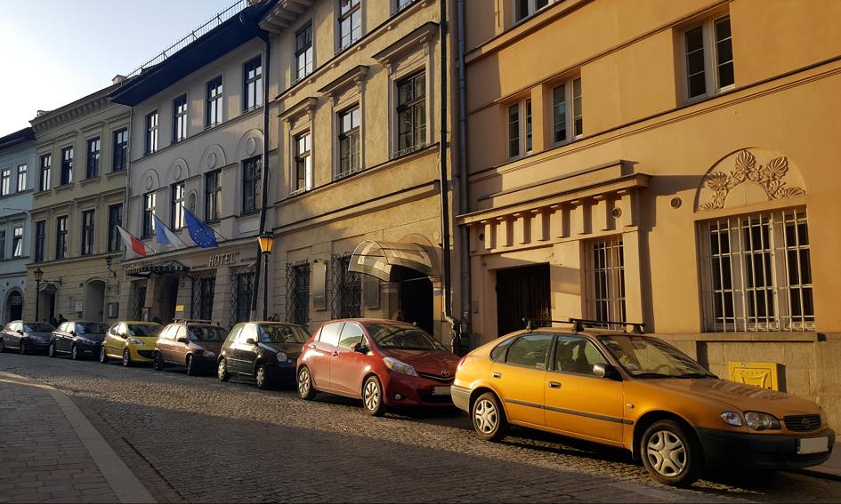 Białystok podnosi opłaty za parkowanie. Zmieniają się godziny płatnego postoju
