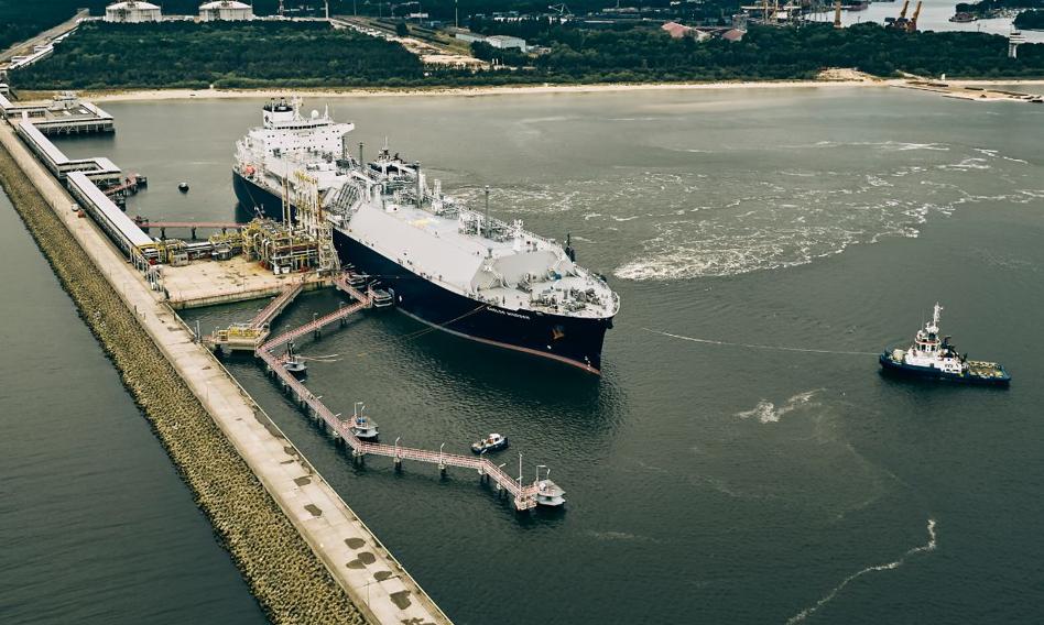 &quot;FT&quot;: Europa importuje drogą morską rekordową ilość rosyjskiego LNG