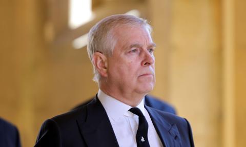 "Piękna Rosjanka" od Epsteina dla księcia. Nowe maile pogrążają Andrzeja