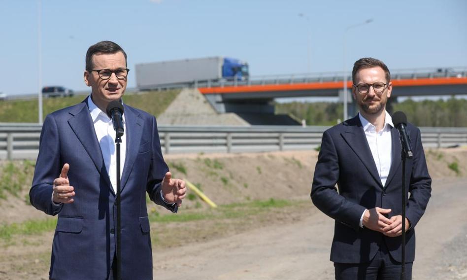 Autostrada A1 w końcu otwarta. "Zwiększa możliwości handlowe i rozwoju"